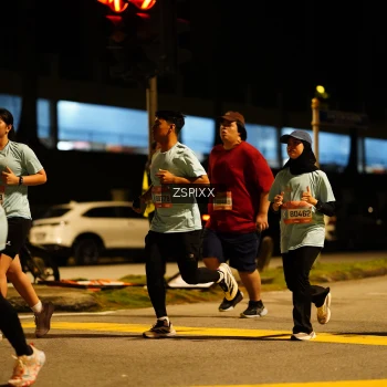Runner Photo 3626524