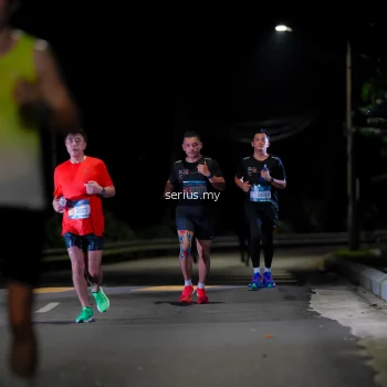Runner Photo 3626613