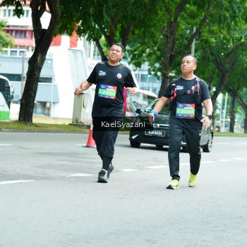 Runner Photo 3627070