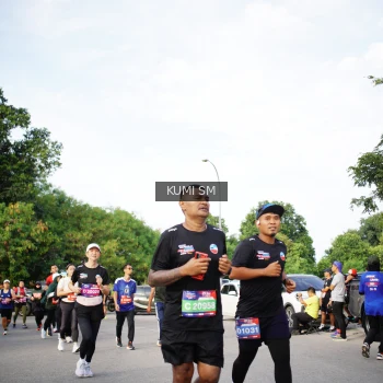 Runner Photo 3627377