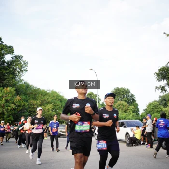 Runner Photo 3627379