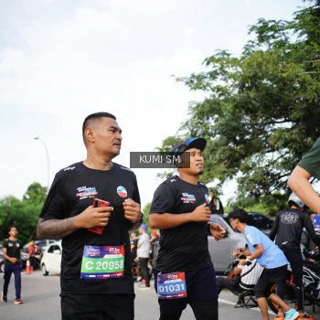 Runner Photo 3627578