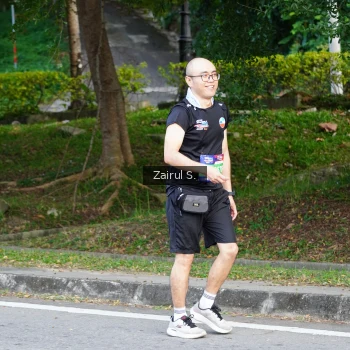 Runner Photo 3629743