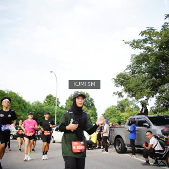 Runner Photo 3629871