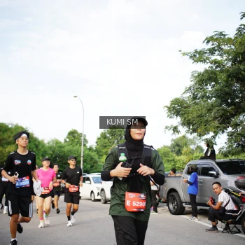 Runner Photo 3630061