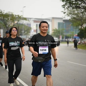 Runner Photo 3630296