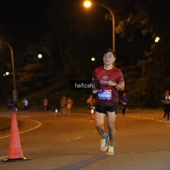 Runner Photo 3630873