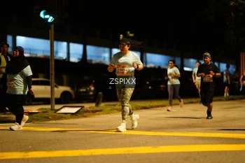 Runner Photo 3631003
