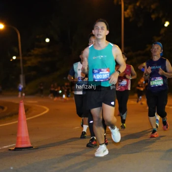 Runner Photo 3631358