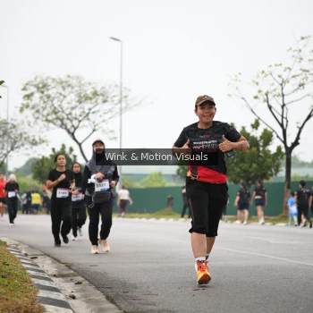 Runner Photo 3631675