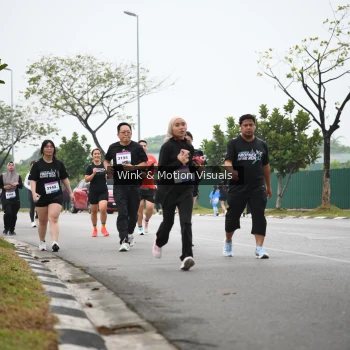 Runner Photo 3631747