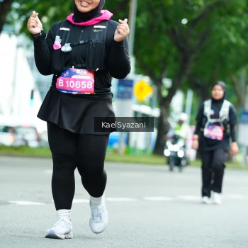 Runner Photo 3631768