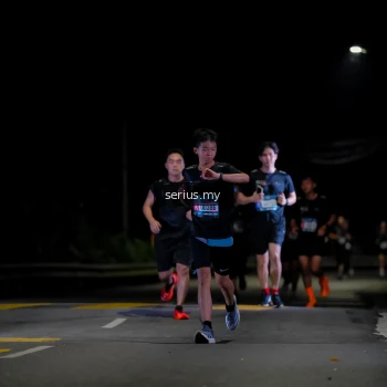 Runner Photo 3631871