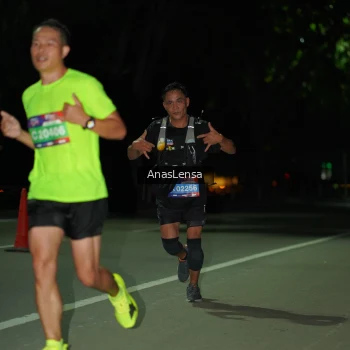 Runner Photo 3631876
