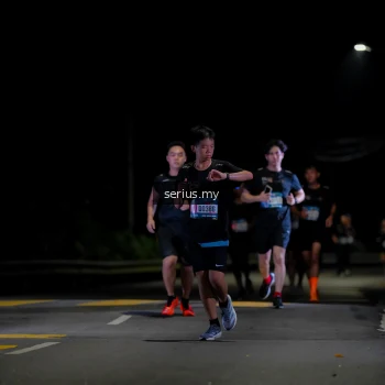 Runner Photo 3631882