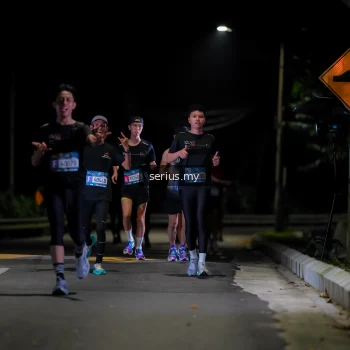 Runner Photo 3632024