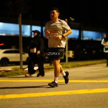 Runner Photo 3632045