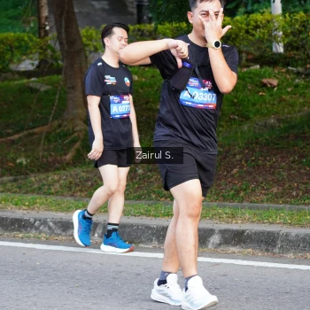 Runner Photo 3632443