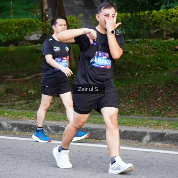 Runner Photo 3632470