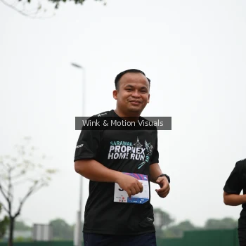 Runner Photo 3633165