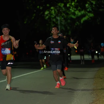 Runner Photo 3633377
