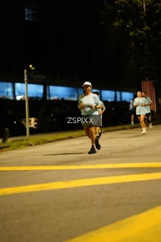 Runner Photo 3633378