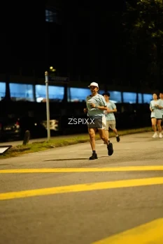 Runner Photo 3633395