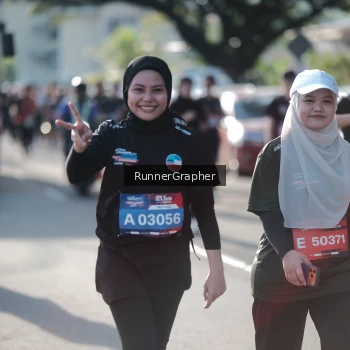 Runner Photo 3633404