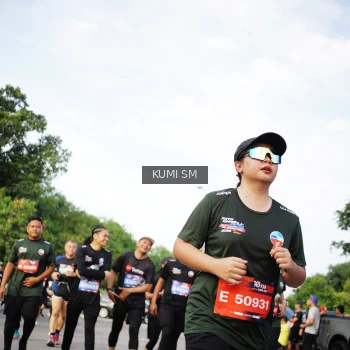 Runner Photo 3633435