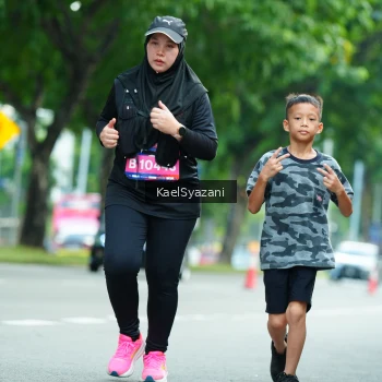 Runner Photo 3633485