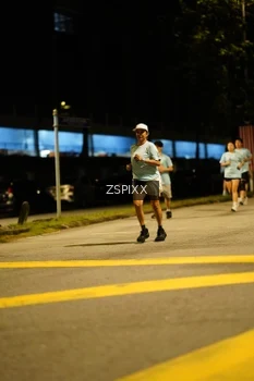 Runner Photo 3633530