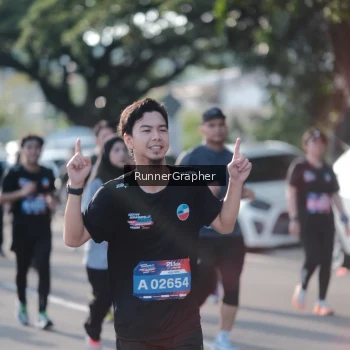 Runner Photo 3633552