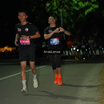 Runner Photo 3633665