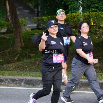 Runner Photo 3633678