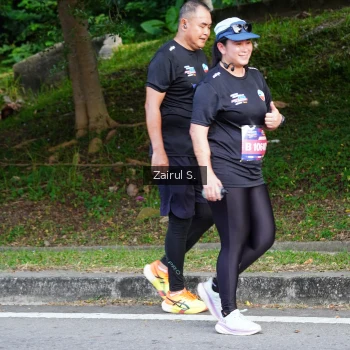 Runner Photo 3633796