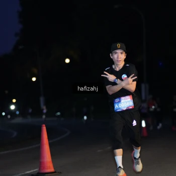 Runner Photo 3633798