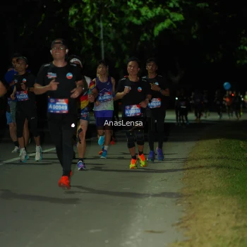 Runner Photo 3633915