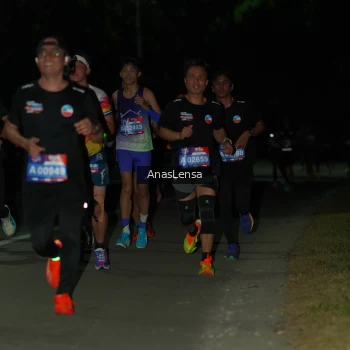 Runner Photo 3633946