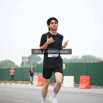 Runner Photo 3634135