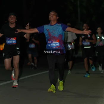 Runner Photo 3634137