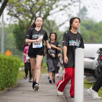 Runner Photo 3634246