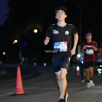 Runner Photo 3634256