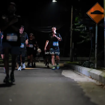 Runner Photo 3634375