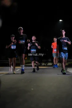 Runner Photo 3634459