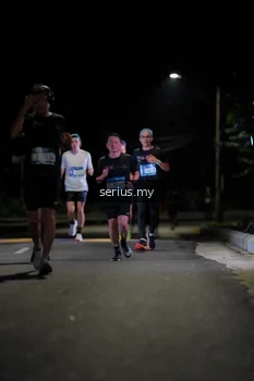 Runner Photo 3634665
