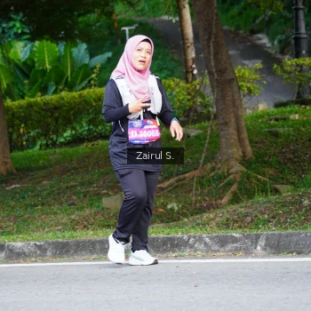 Runner Photo 3634936
