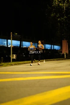 Runner Photo 3635000