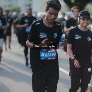 Runner Photo 3635717