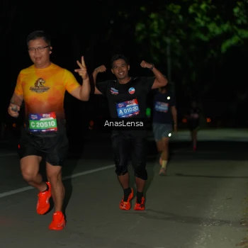 Runner Photo 3635870