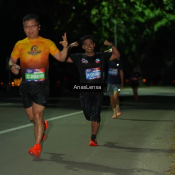 Runner Photo 3635873